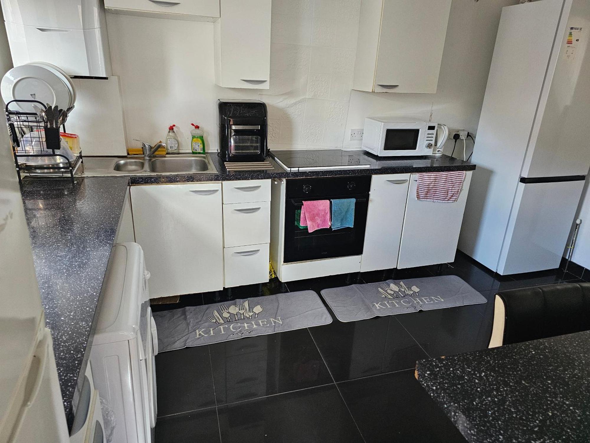 Available Rooms At Buckingham Road Doncaster Eksteriør bilde